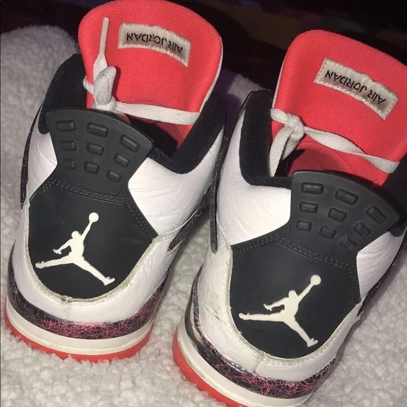 JORDAN 4 NOSTALGIA🔥 - Picture 4 of 5